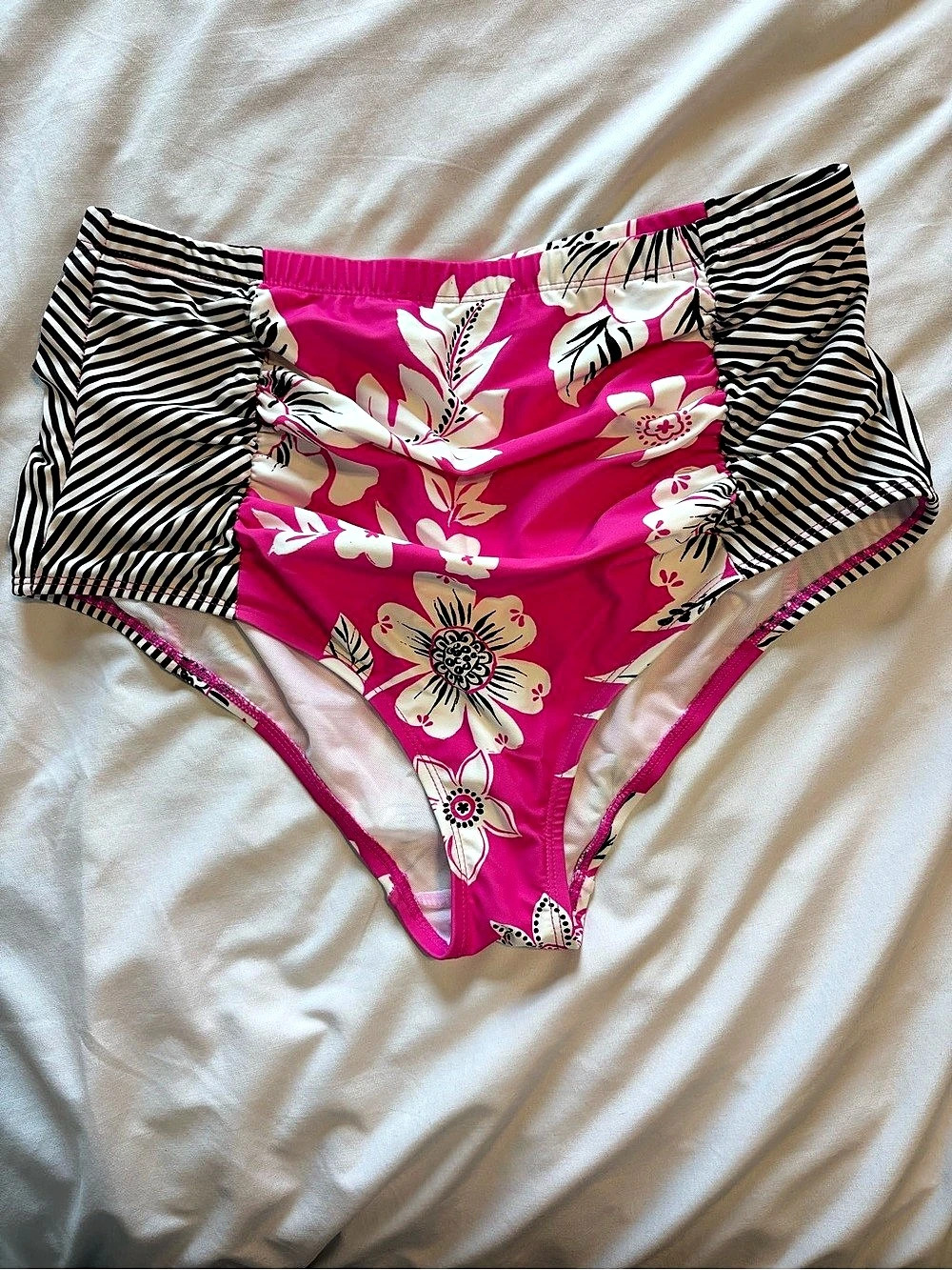 Torrid Breezy Tropical Perfect Stripe High Waist Swim Bottom size 1 plus